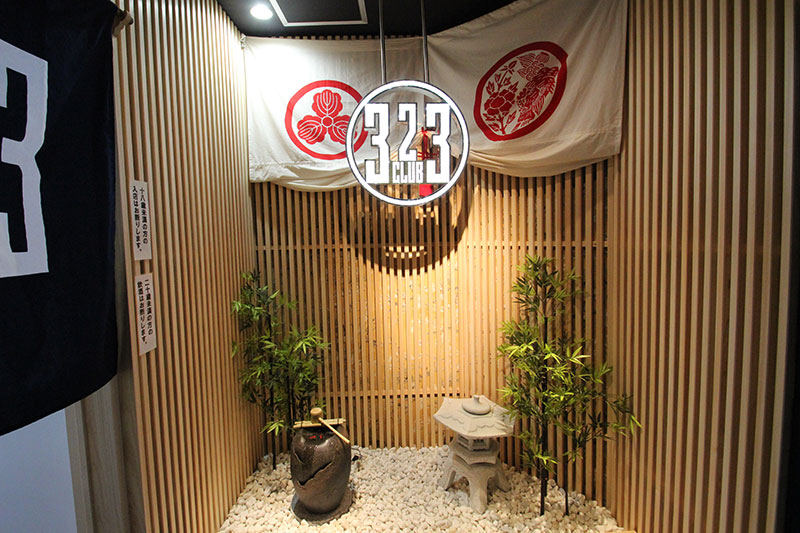 323 CLUB 店内