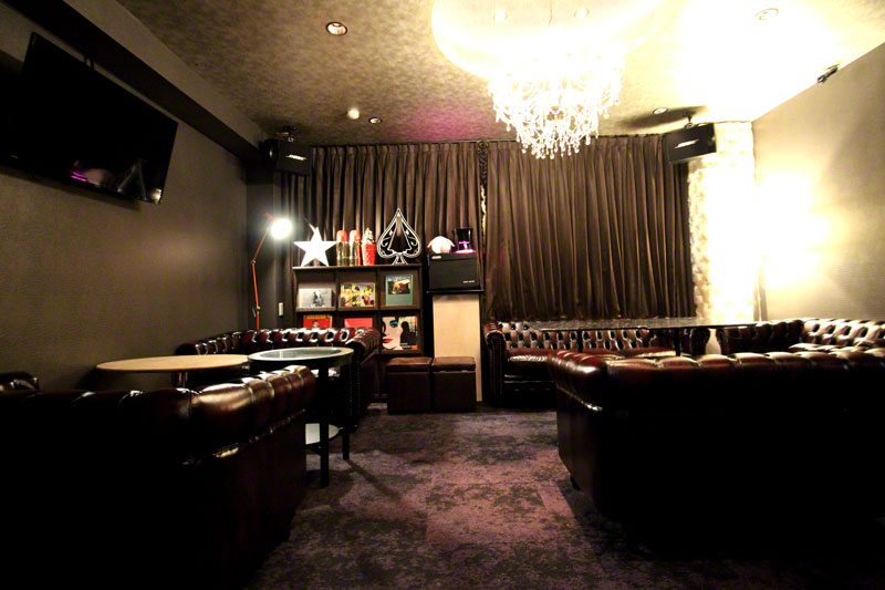 CLUB JERRY 店内