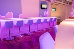 LIP CREAM 店内