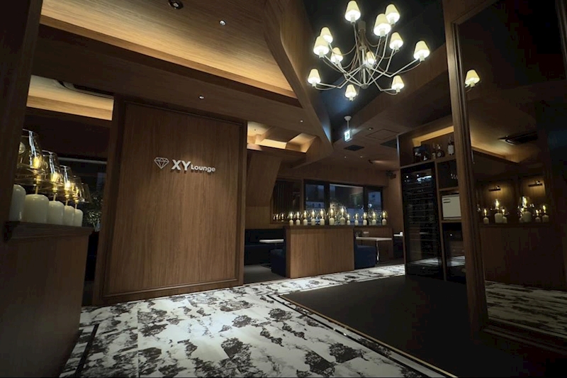 XY Lounge 店内