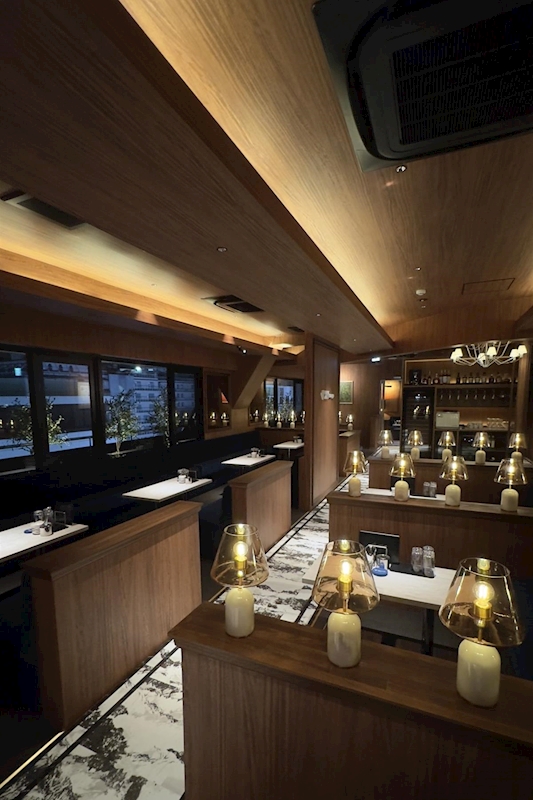 XY Lounge 店内